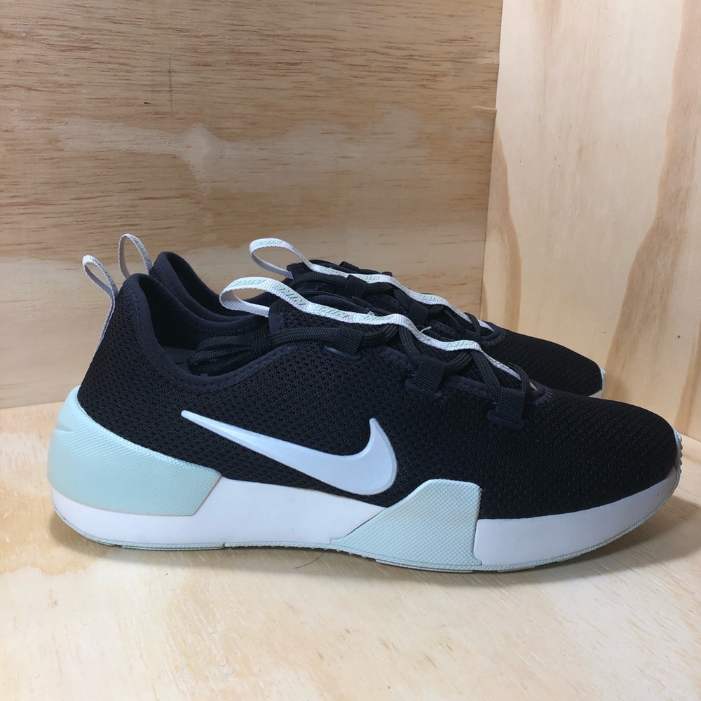 W Nike Ashin Modern
